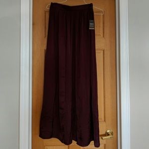 Forever 21 burgundy maxi skirt